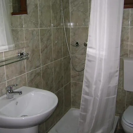 Guest house Casa Anotimpuri 3*